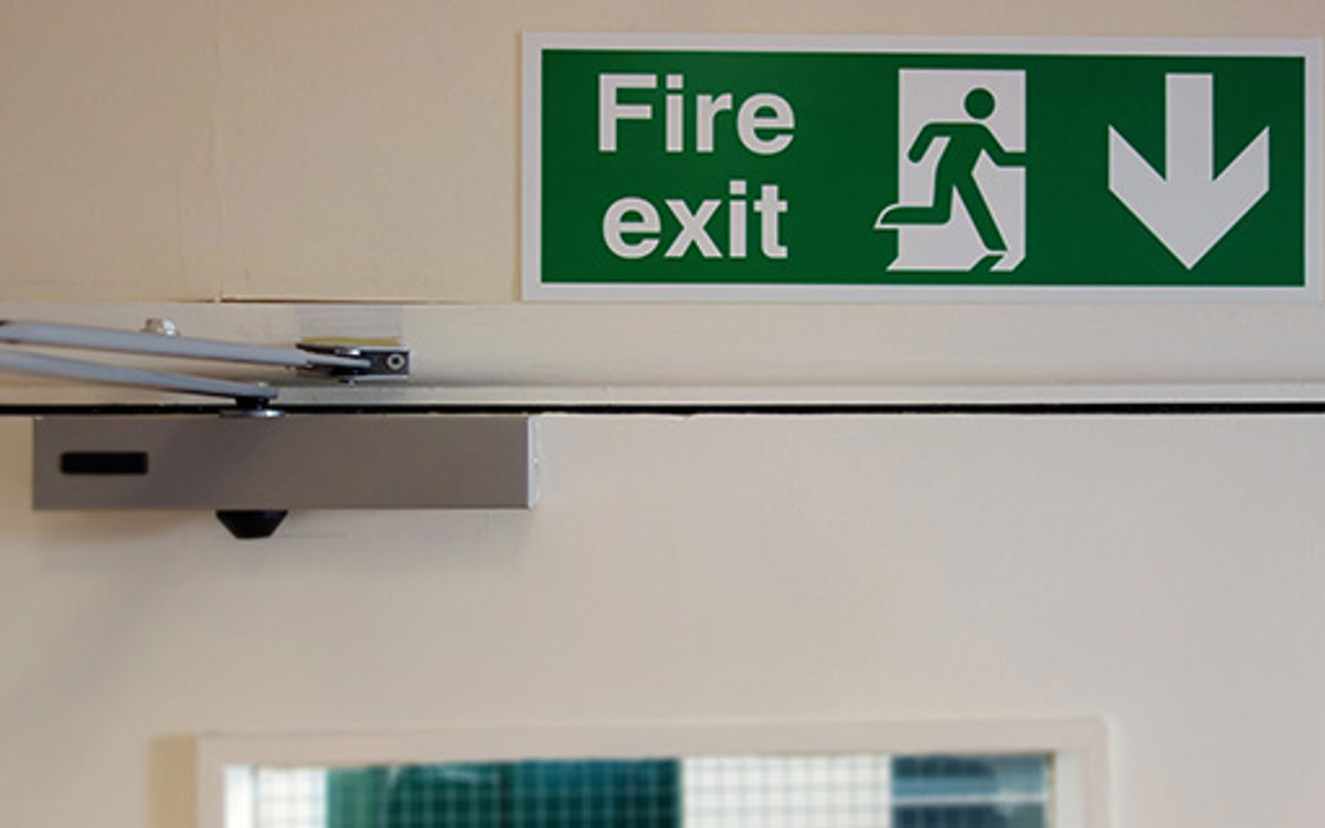 How Are Internal Fire Doors Fitted?